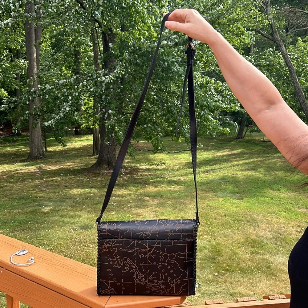 Patricia Nash Black Leather Sarola Map Print
Crossbody Purse NWT - Picture 5 of 16